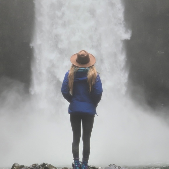 Meet your Posher, Samantha - Picture 1 of 1